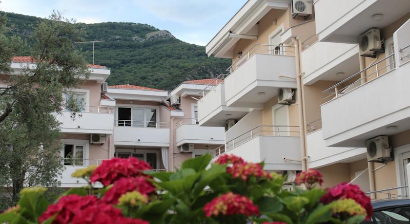 Sun Village Apartments Djenovici