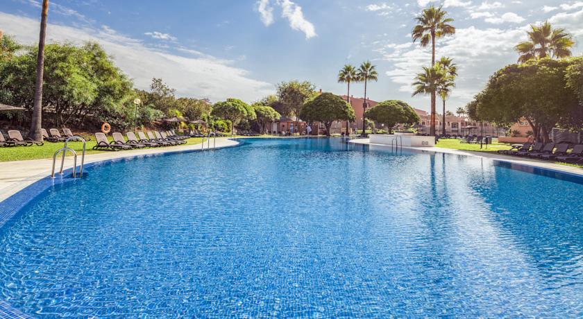 Los Amigos Beach Club